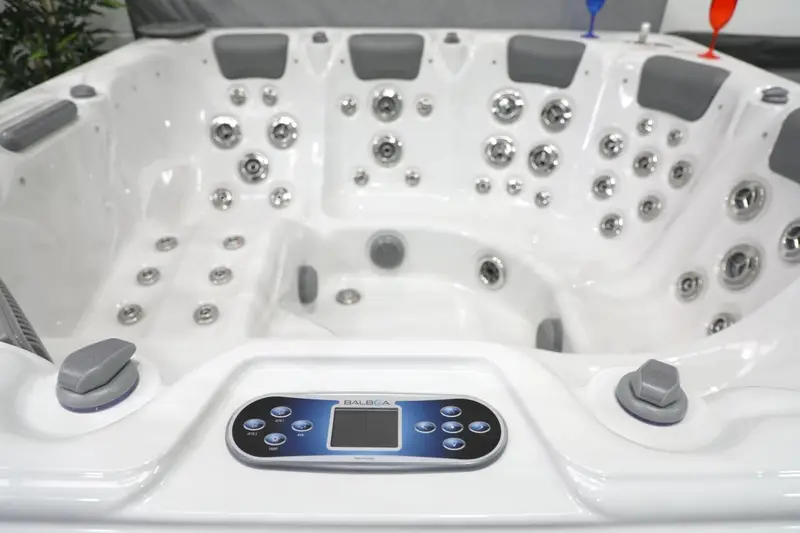 Hot tub control panel and jets Aquafun Sheffield